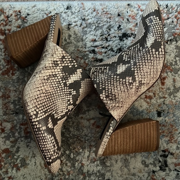 Steven by Steve Madden snake-print mules - Picture 3 of 3